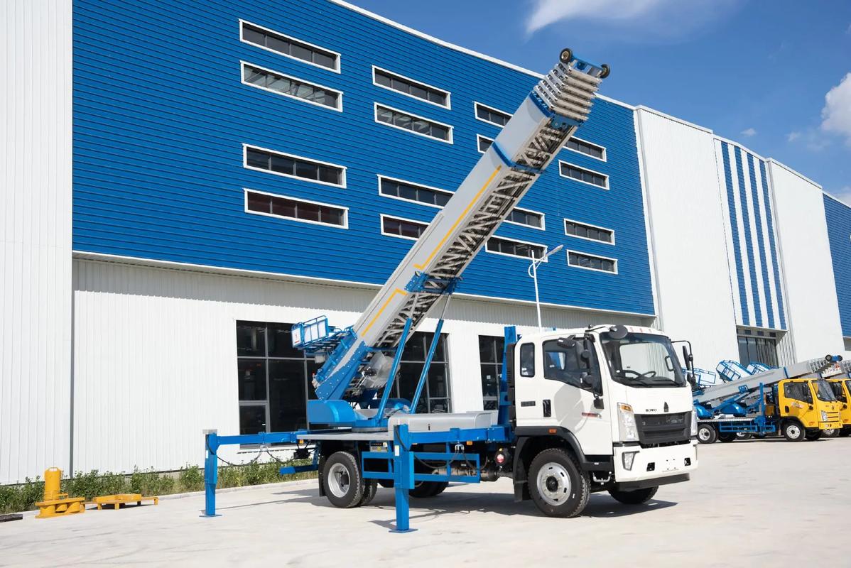 安新县小型云梯车上料车租赁多少钱