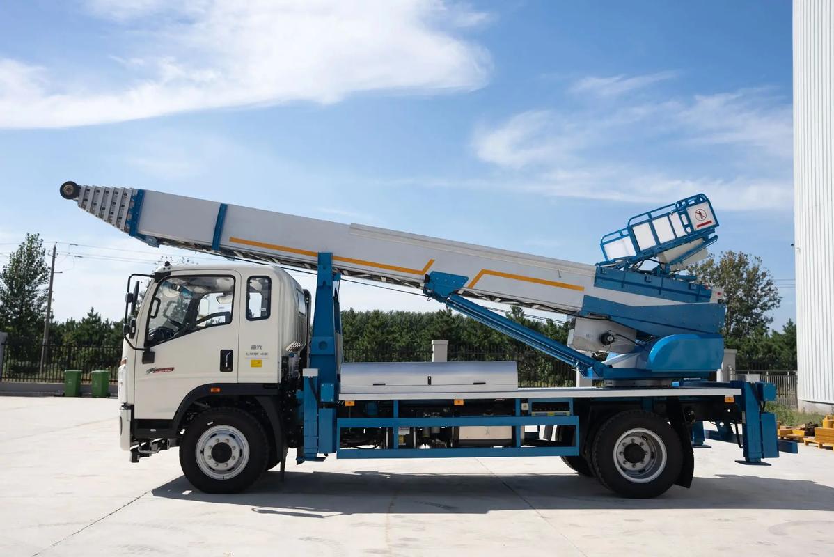 安新县云梯上料车租赁费用