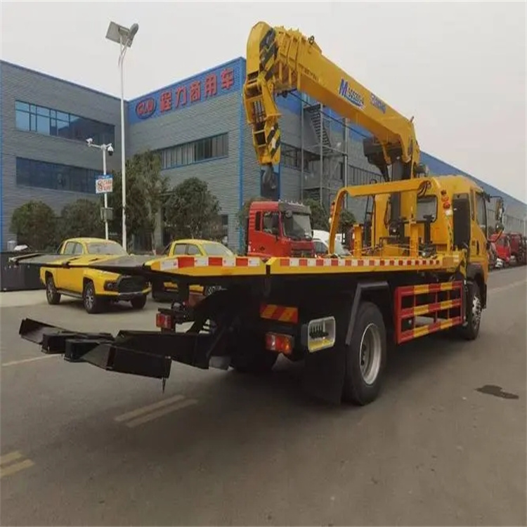 安新县附近小随车吊出租电话，轻松解决搬运烦恼