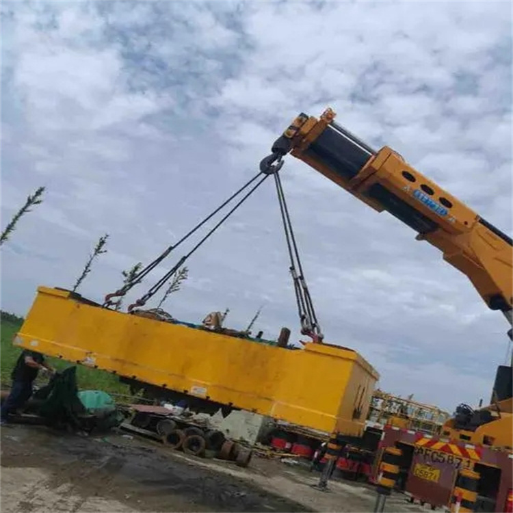 安新县随车吊吊集装箱怎么吊