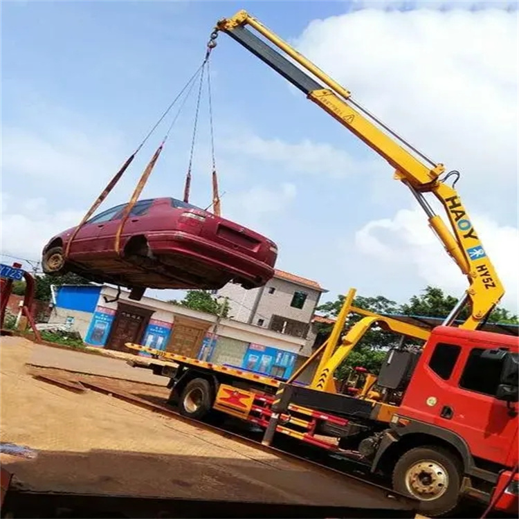 安新县吊车吊汽车的正确方法